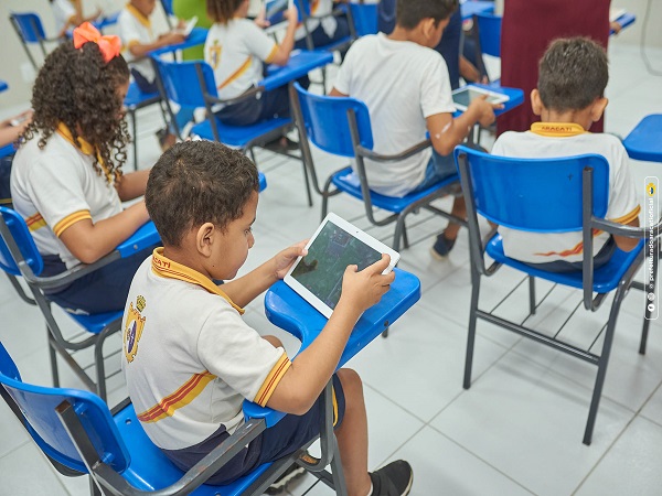 Aracati cumpre requisitos e receberá R$ 1,8 milhão a mais para a Educação